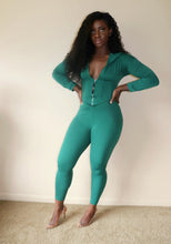 Load image into Gallery viewer, Green Leaf  2 piece set
